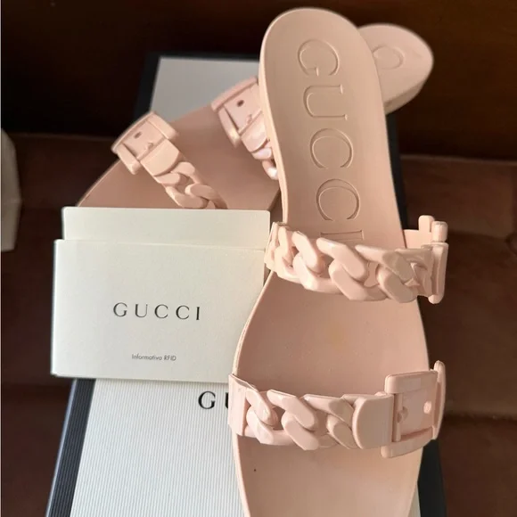 Gucci Blush Braided Slide Sandals - Picture 2 of 3